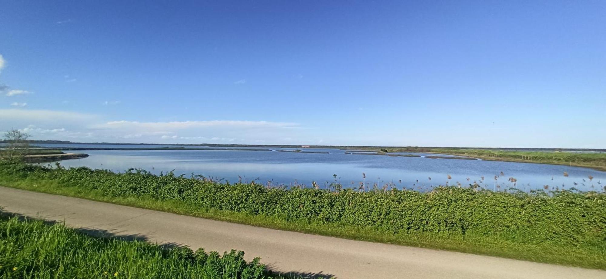 Casa Vacanze Nel Delta Del Po Taglio di Po Exteriör bild